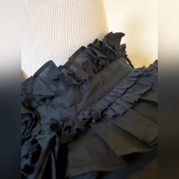 Victorian Style Top - Picture 3 of 6